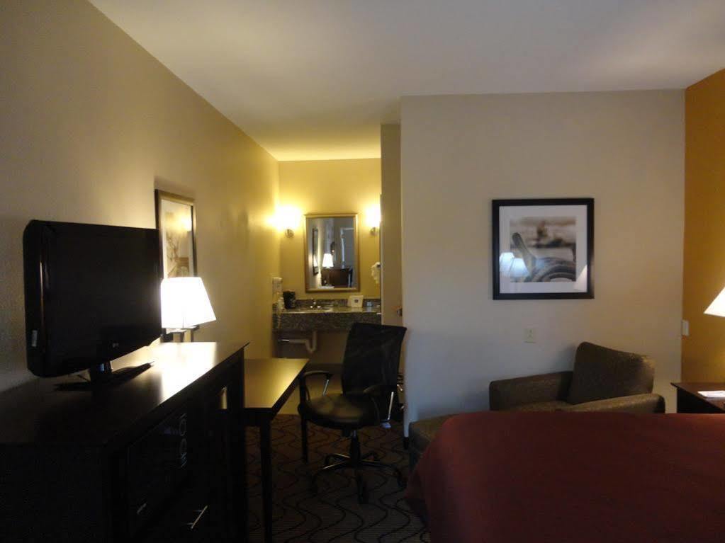 Best Western Lake Conroe Montgomery Exterior foto